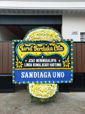 Papan Bunga Duka di Barusjahe